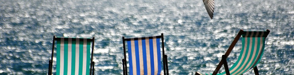 deckchairs-355596_1920